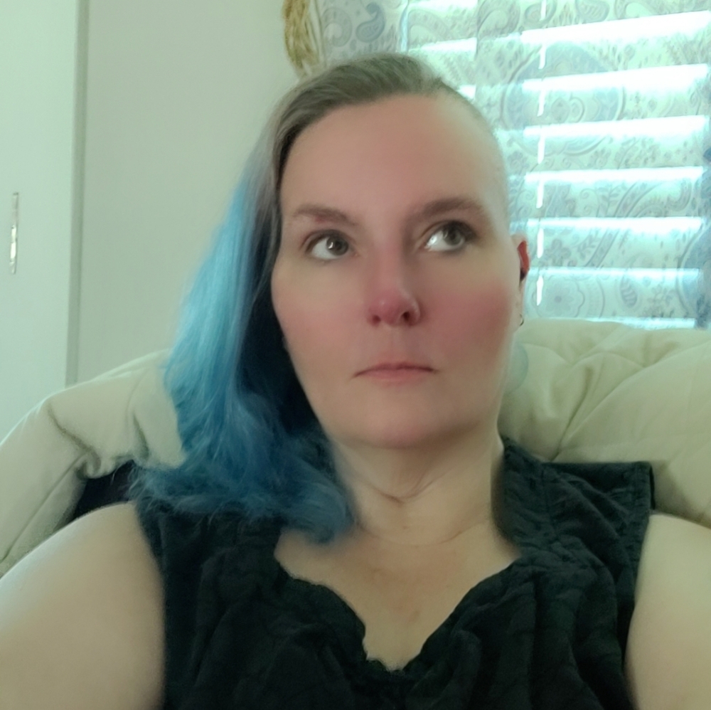 Meet your Posher, Selina